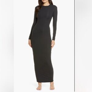 Skims fit everybody long sleeve dress